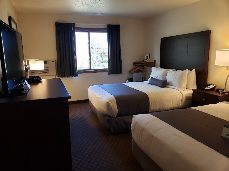 Cobblestone Inn & Suites - Merrill Eksteriør bilde